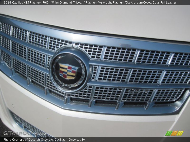 White Diamond Tricoat / Platinum Very Light Platinum/Dark Urban/Cocoa Opus Full Leather 2014 Cadillac XTS Platinum FWD