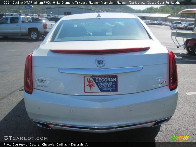 White Diamond Tricoat / Platinum Very Light Platinum/Dark Urban/Cocoa Opus Full Leather 2014 Cadillac XTS Platinum FWD