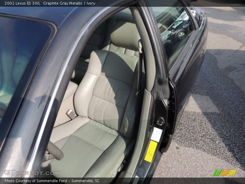 Graphite Gray Metallic / Ivory 2001 Lexus ES 300