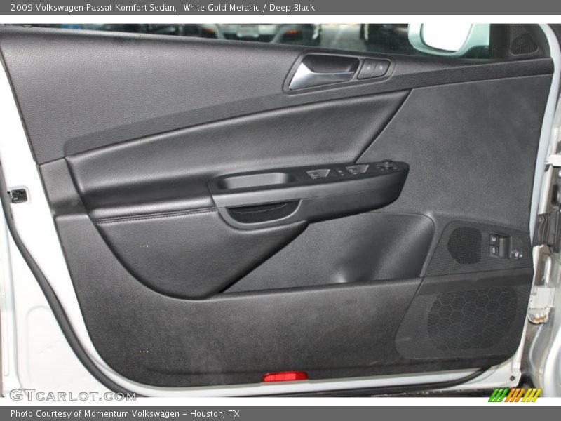 White Gold Metallic / Deep Black 2009 Volkswagen Passat Komfort Sedan