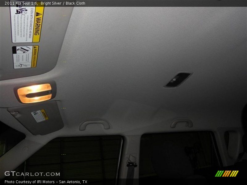 Bright Silver / Black Cloth 2011 Kia Soul 1.6