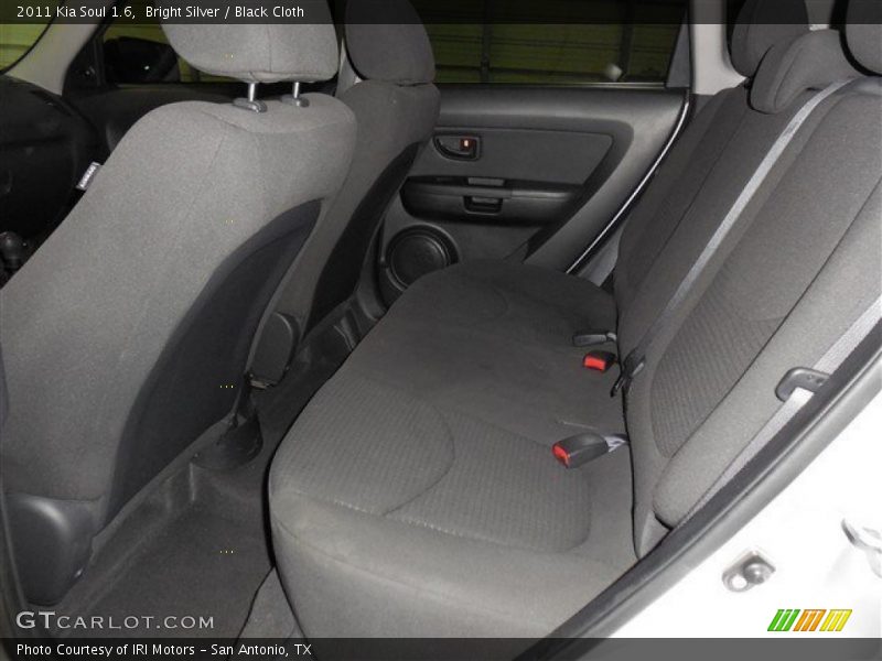Bright Silver / Black Cloth 2011 Kia Soul 1.6