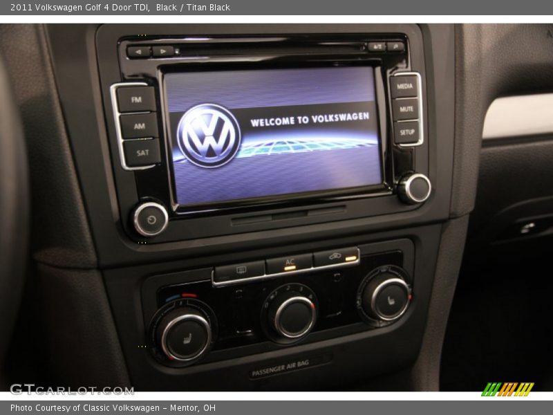 Controls of 2011 Golf 4 Door TDI