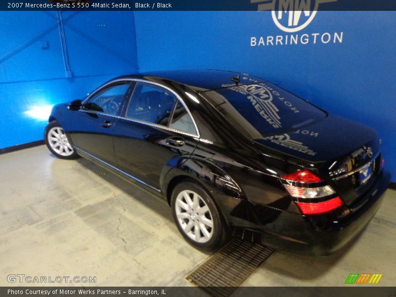Black / Black 2007 Mercedes-Benz S 550 4Matic Sedan