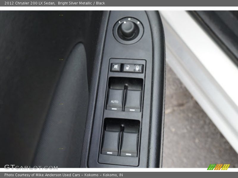 Bright Silver Metallic / Black 2012 Chrysler 200 LX Sedan