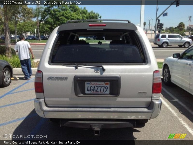 Desert Dune Metallic / Oak 1999 Toyota 4Runner SR5
