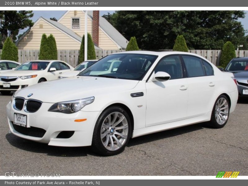 Alpine White / Black Merino Leather 2010 BMW M5