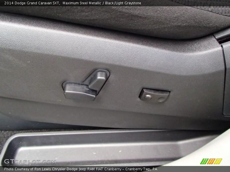 Maximum Steel Metallic / Black/Light Graystone 2014 Dodge Grand Caravan SXT