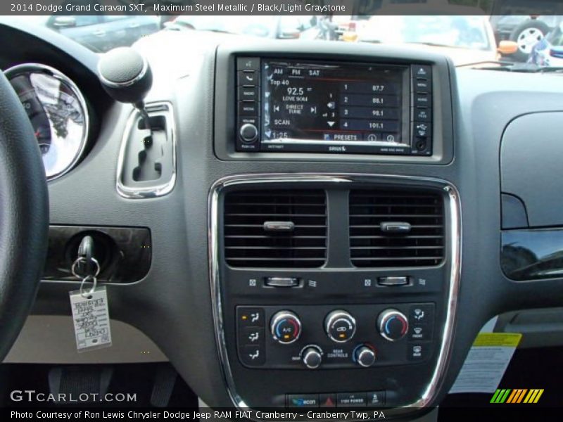 Maximum Steel Metallic / Black/Light Graystone 2014 Dodge Grand Caravan SXT