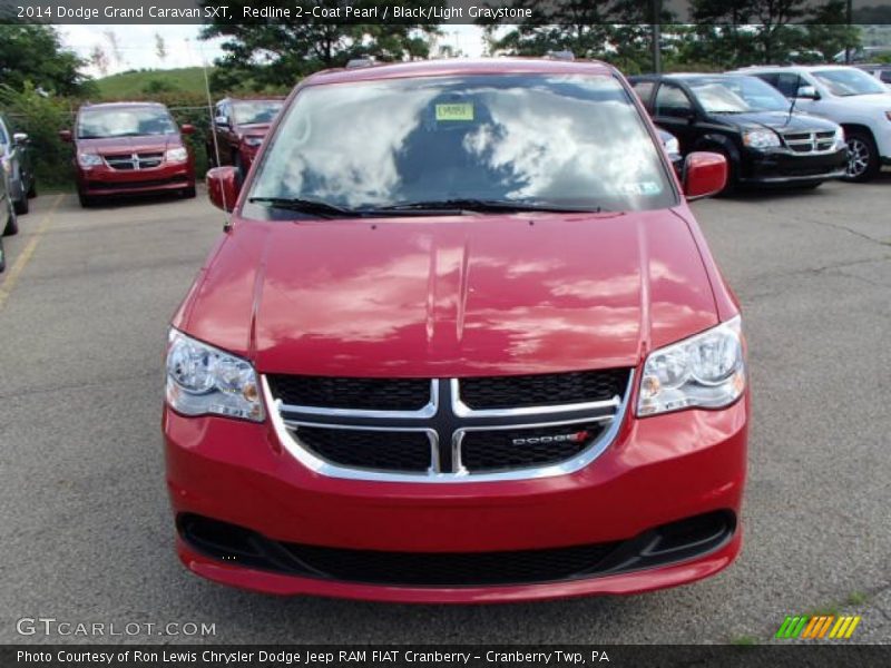 Redline 2-Coat Pearl / Black/Light Graystone 2014 Dodge Grand Caravan SXT