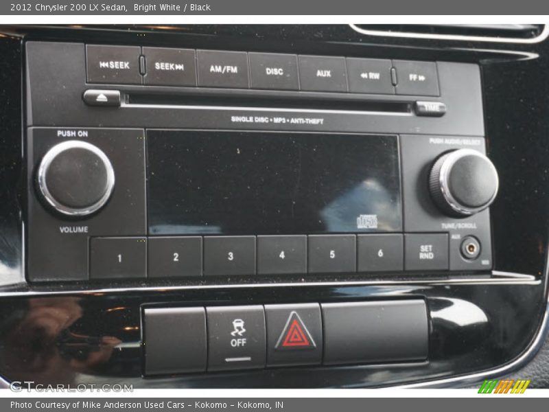 Bright White / Black 2012 Chrysler 200 LX Sedan