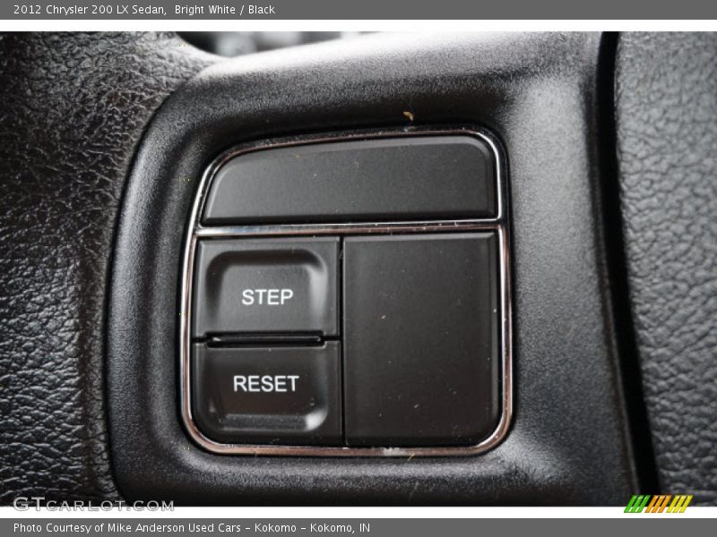 Bright White / Black 2012 Chrysler 200 LX Sedan