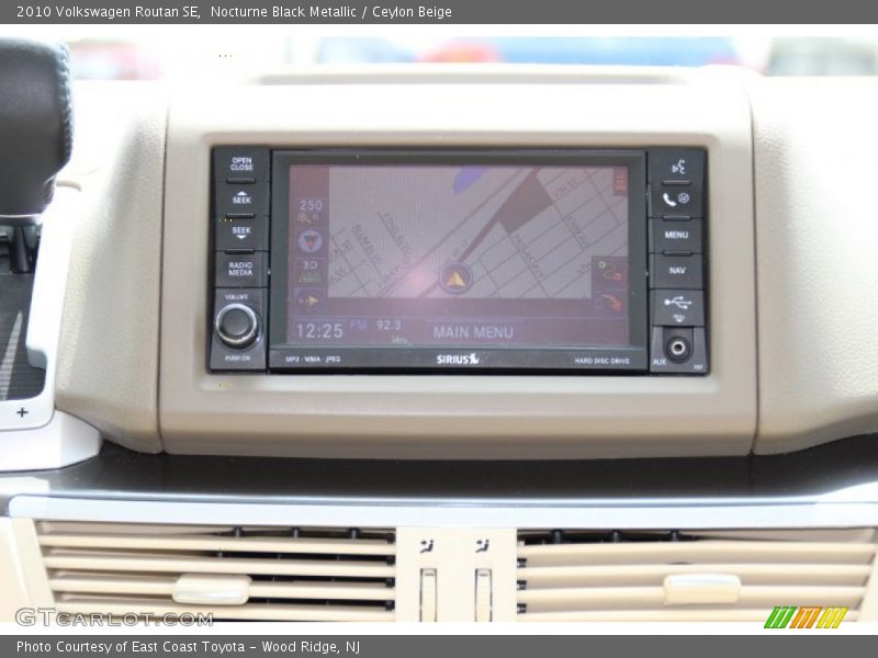 Nocturne Black Metallic / Ceylon Beige 2010 Volkswagen Routan SE
