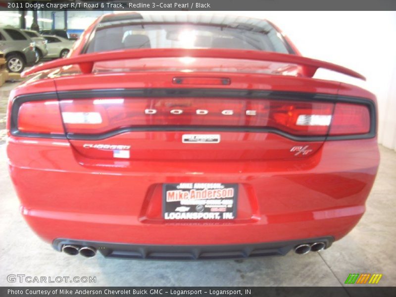 Redline 3-Coat Pearl / Black 2011 Dodge Charger R/T Road & Track