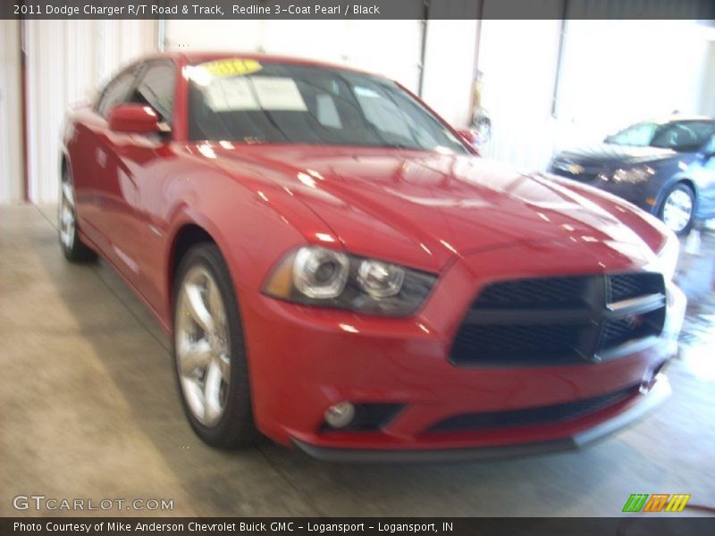 Redline 3-Coat Pearl / Black 2011 Dodge Charger R/T Road & Track
