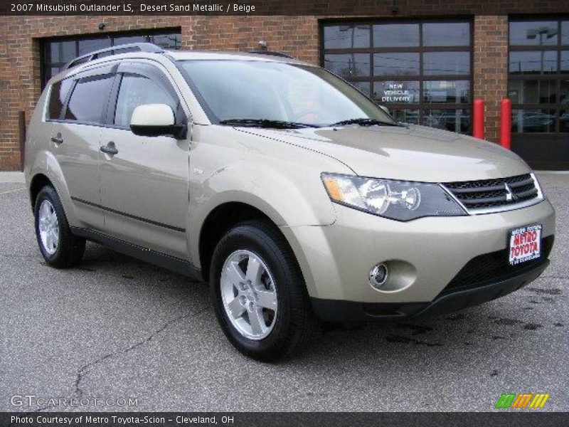 Desert Sand Metallic / Beige 2007 Mitsubishi Outlander LS