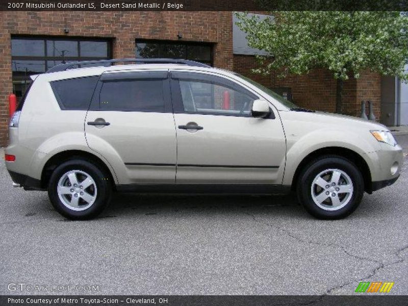 Desert Sand Metallic / Beige 2007 Mitsubishi Outlander LS