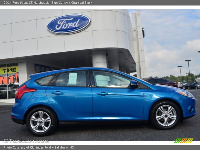 Blue Candy / Charcoal Black 2014 Ford Focus SE Hatchback
