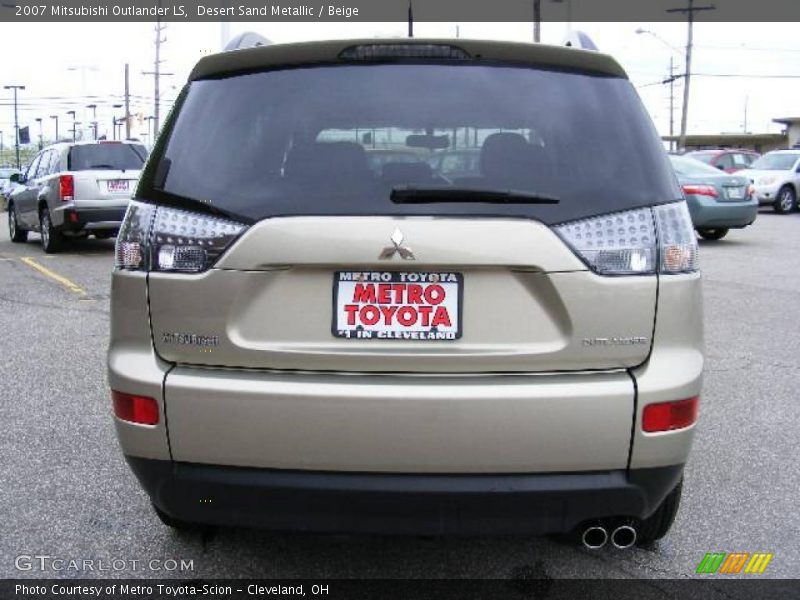 Desert Sand Metallic / Beige 2007 Mitsubishi Outlander LS