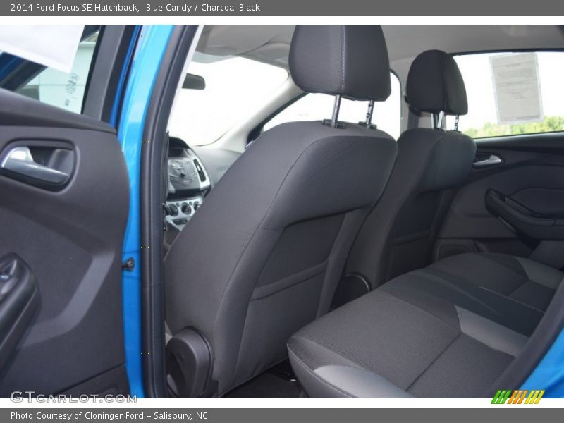 Blue Candy / Charcoal Black 2014 Ford Focus SE Hatchback