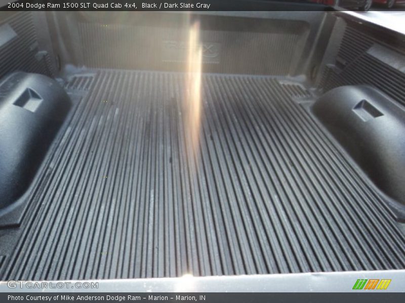 Black / Dark Slate Gray 2004 Dodge Ram 1500 SLT Quad Cab 4x4