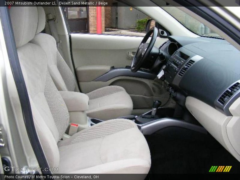 Desert Sand Metallic / Beige 2007 Mitsubishi Outlander LS