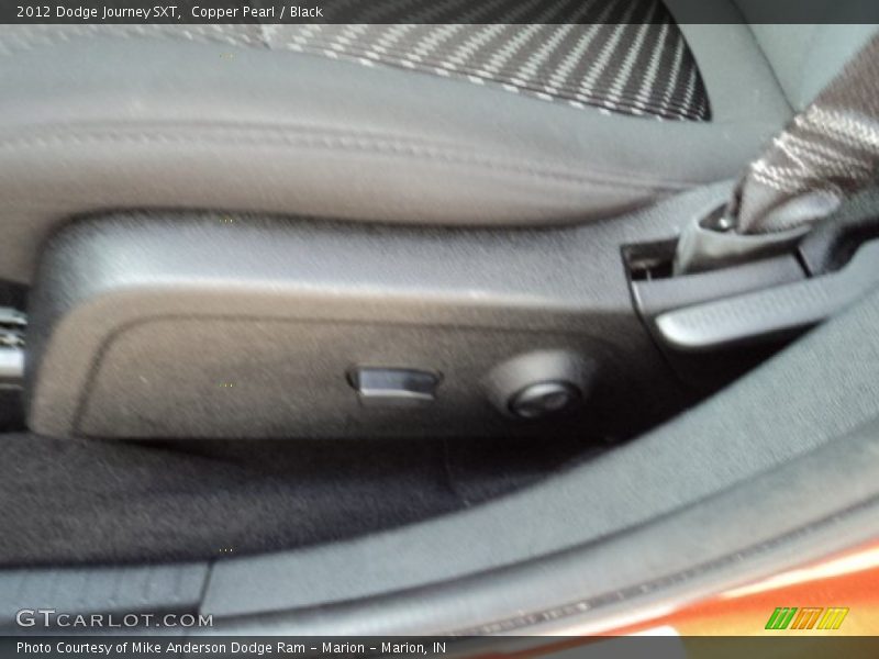 Copper Pearl / Black 2012 Dodge Journey SXT