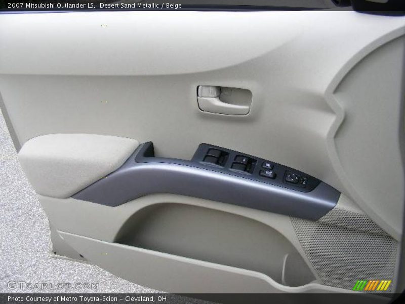 Desert Sand Metallic / Beige 2007 Mitsubishi Outlander LS