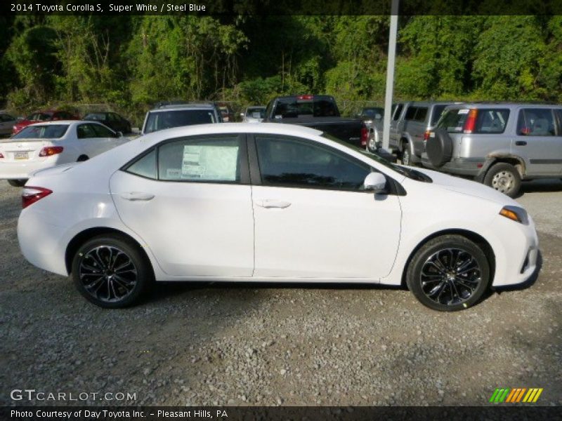 Super White / Steel Blue 2014 Toyota Corolla S