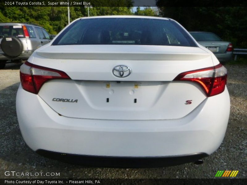 Super White / Steel Blue 2014 Toyota Corolla S
