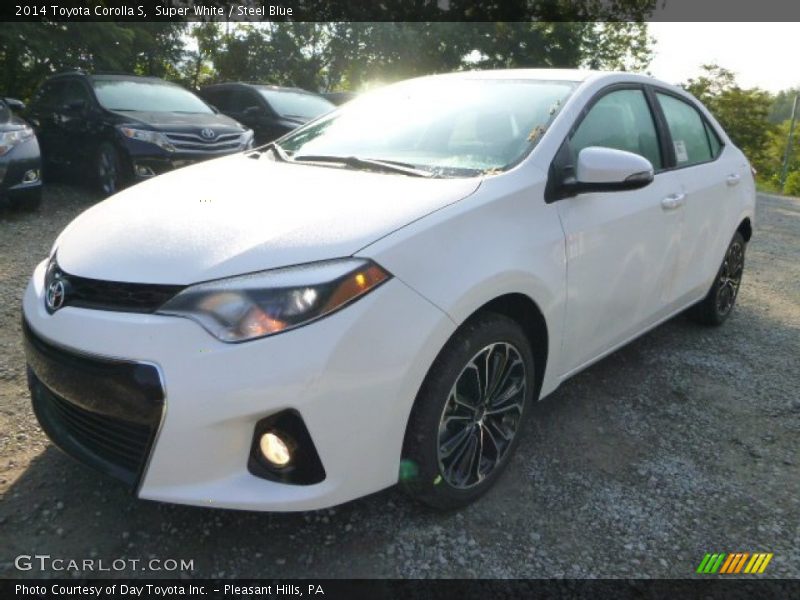 Super White / Steel Blue 2014 Toyota Corolla S