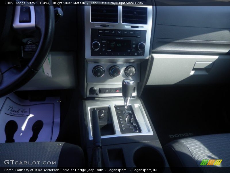 Bright Silver Metallic / Dark Slate Gray/Light Slate Gray 2009 Dodge Nitro SLT 4x4