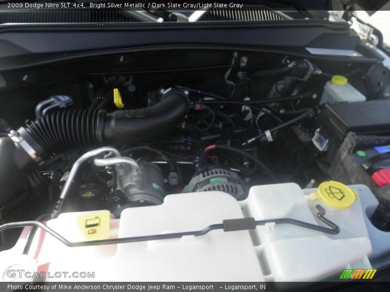 Bright Silver Metallic / Dark Slate Gray/Light Slate Gray 2009 Dodge Nitro SLT 4x4