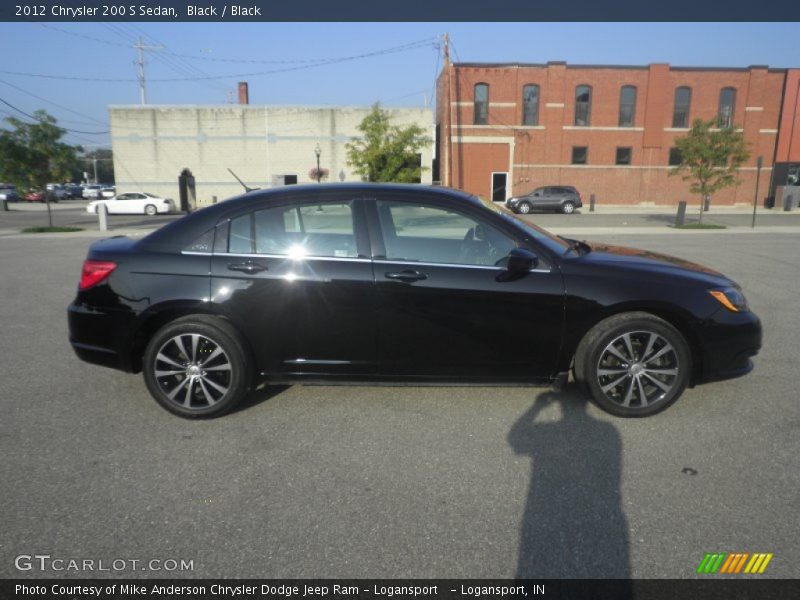 Black / Black 2012 Chrysler 200 S Sedan