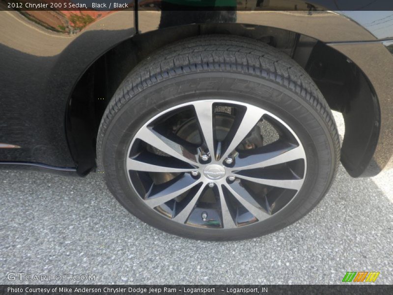 Black / Black 2012 Chrysler 200 S Sedan