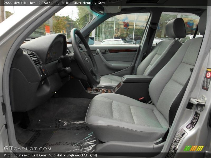 Front Seat of 2000 C 280 Sedan