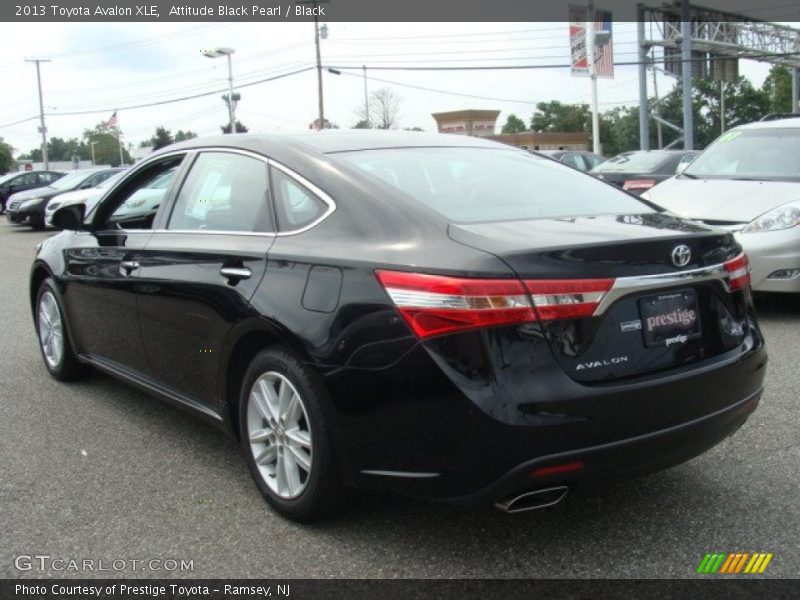 Attitude Black Pearl / Black 2013 Toyota Avalon XLE