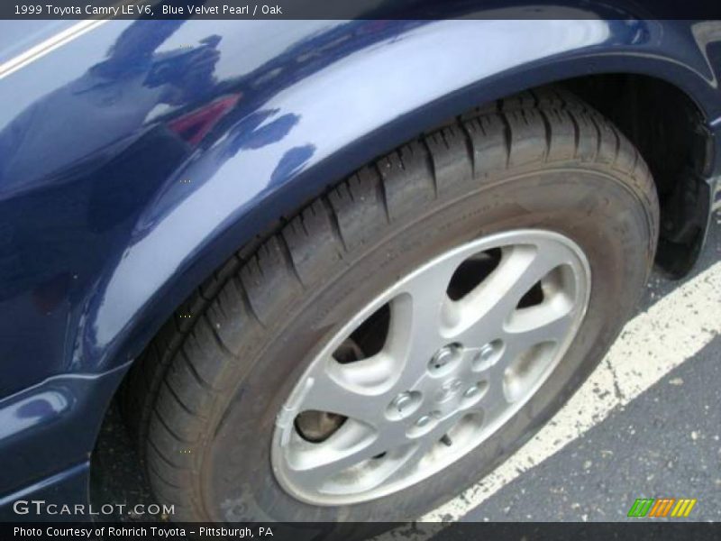 Blue Velvet Pearl / Oak 1999 Toyota Camry LE V6