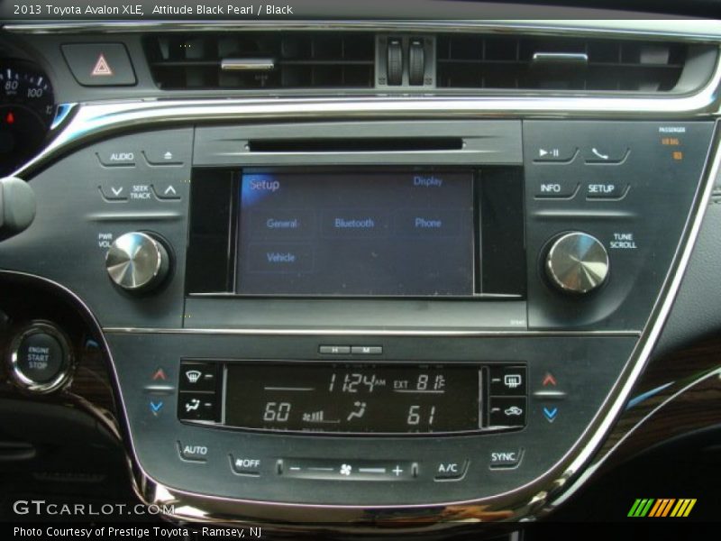 Attitude Black Pearl / Black 2013 Toyota Avalon XLE