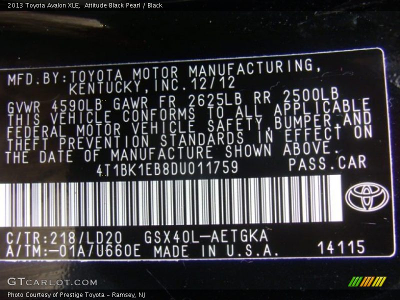 Attitude Black Pearl / Black 2013 Toyota Avalon XLE