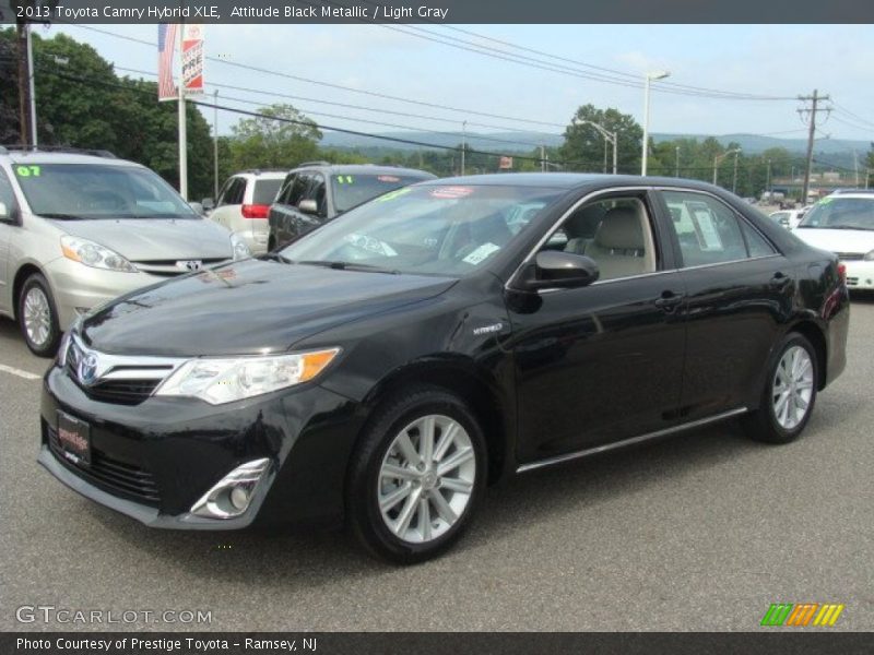 Attitude Black Metallic / Light Gray 2013 Toyota Camry Hybrid XLE