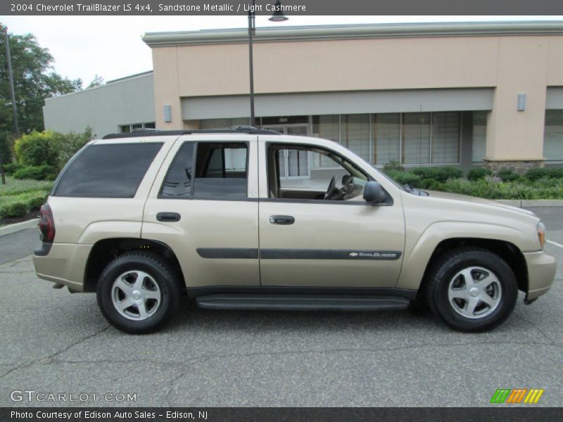 Sandstone Metallic / Light Cashmere 2004 Chevrolet TrailBlazer LS 4x4