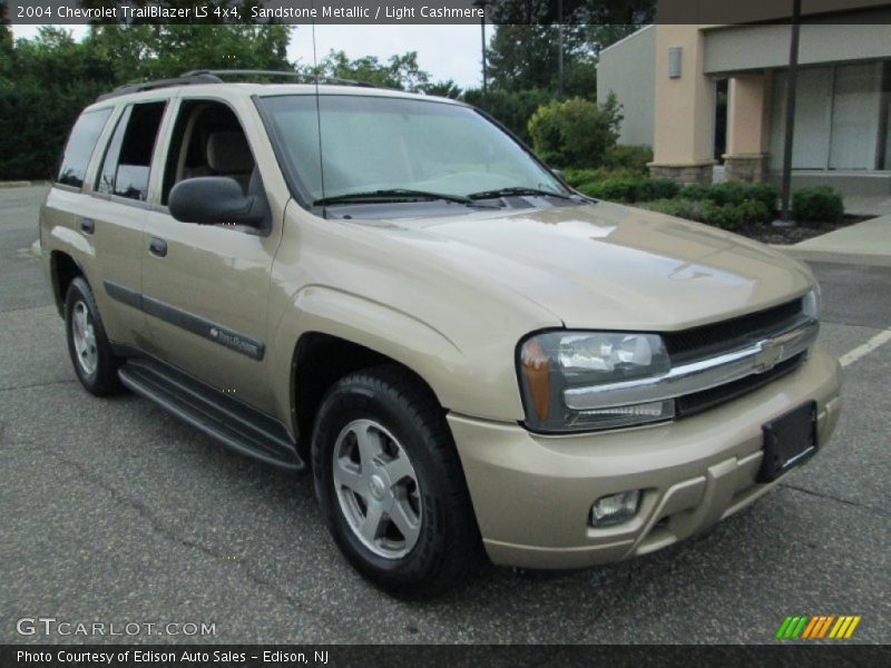 Sandstone Metallic / Light Cashmere 2004 Chevrolet TrailBlazer LS 4x4