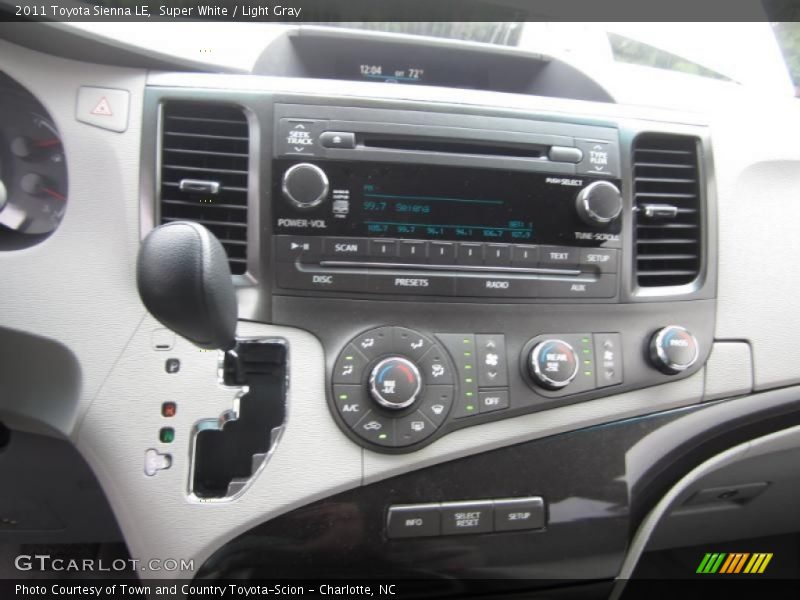 Super White / Light Gray 2011 Toyota Sienna LE