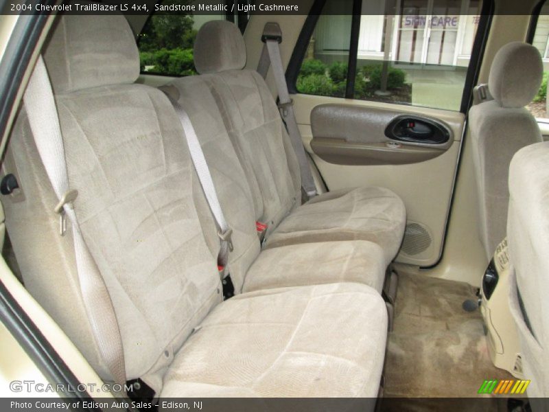 Sandstone Metallic / Light Cashmere 2004 Chevrolet TrailBlazer LS 4x4