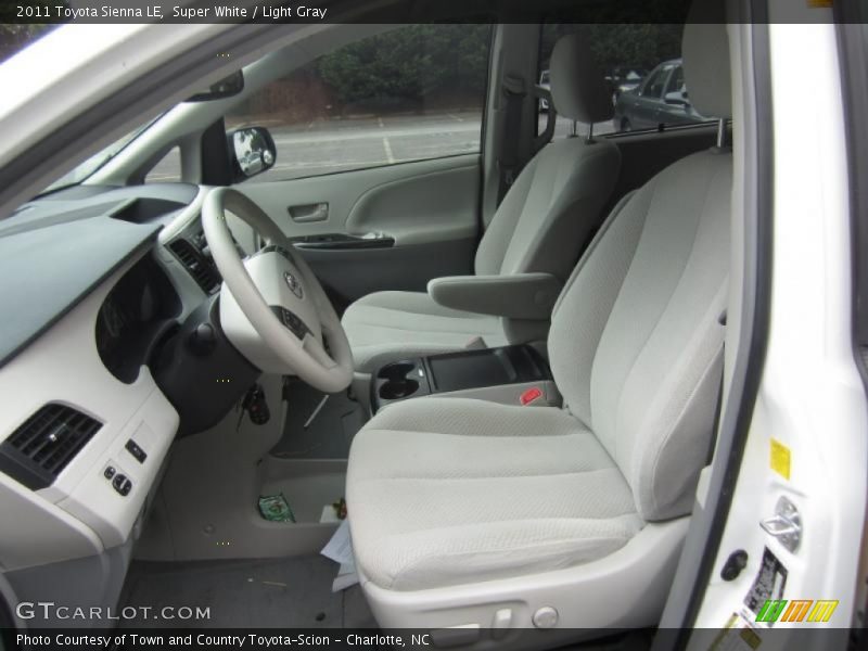 Super White / Light Gray 2011 Toyota Sienna LE