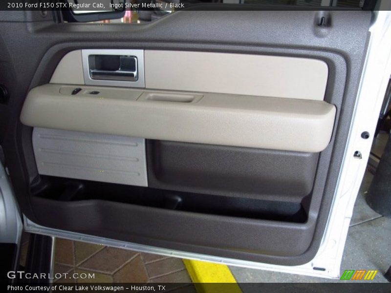 Ingot Silver Metallic / Black 2010 Ford F150 STX Regular Cab