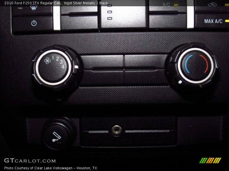 Ingot Silver Metallic / Black 2010 Ford F150 STX Regular Cab