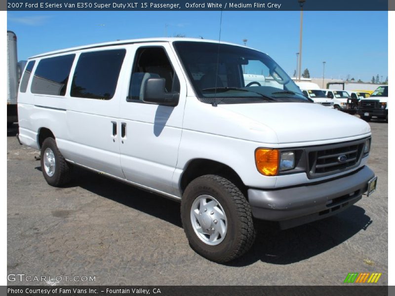 Oxford White / Medium Flint Grey 2007 Ford E Series Van E350 Super Duty XLT 15 Passenger