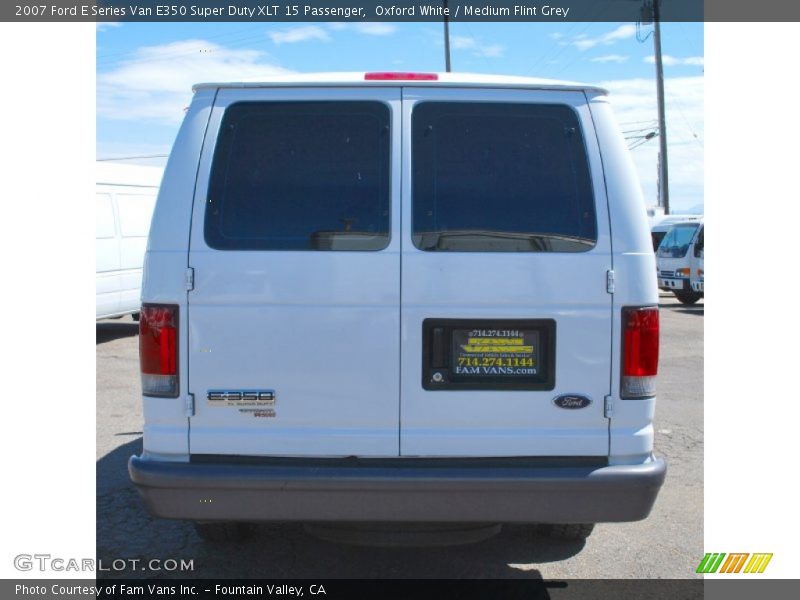 Oxford White / Medium Flint Grey 2007 Ford E Series Van E350 Super Duty XLT 15 Passenger